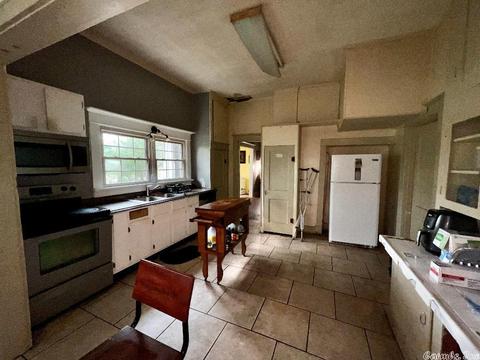 401 E Magnolia St, Rison, AR 71665 photo 8