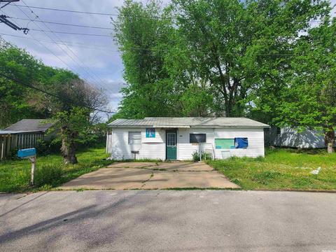 404 W Chestnut Sts, Corning, AR 72422 photo 4