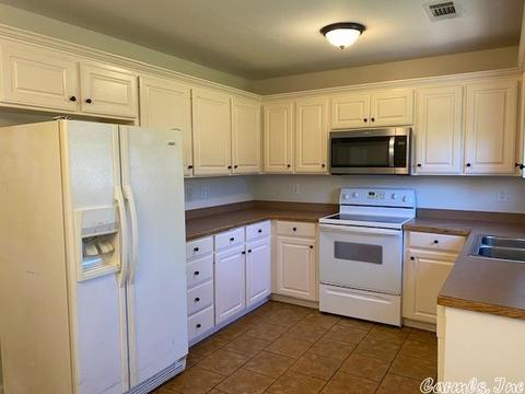 107 Abington Dr, Beebe, AR 72012 photo 8