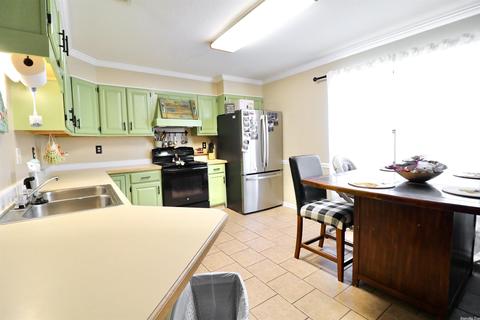 616 Honeysuckle, Trumann, AR 72472 photo 11