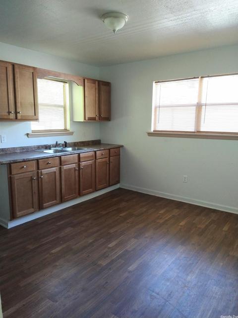4116 W 8th Ave, Pine Bluff, AR 71603 photo 6