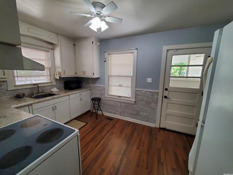 1401 E Moore, Searcy, AR 72143 photo 9