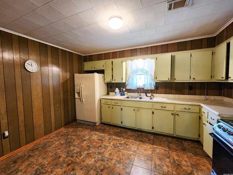 510 Hanna St, Marked Tree, AR 72365 photo 12