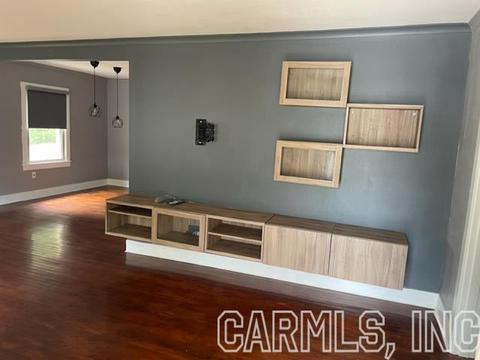 271 E Pine St, Batesville, AR 72501 photo 2