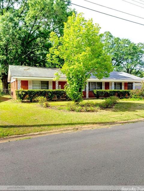 203 E Shields St, Warren, AR 71671 photo 2