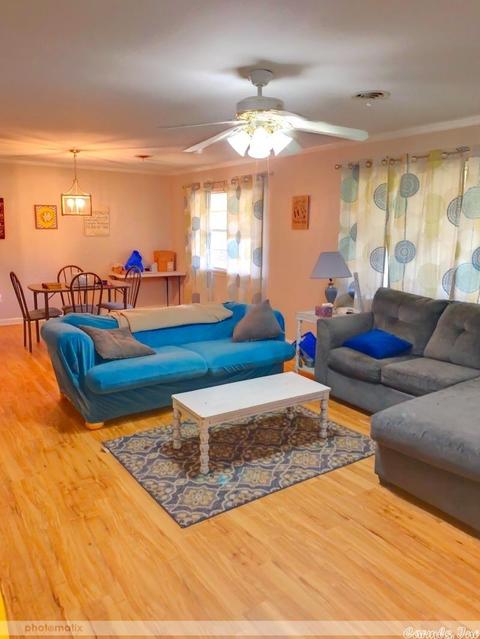 203 E Shields St, Warren, AR 71671 photo 4