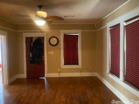 704 W 24th Ave, Pine Bluff, AR 71601 photo 6