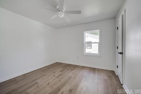 722 Third St, Conway, AR 72032 photo 15