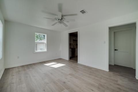 722 Third St, Conway, AR 72032 photo 4