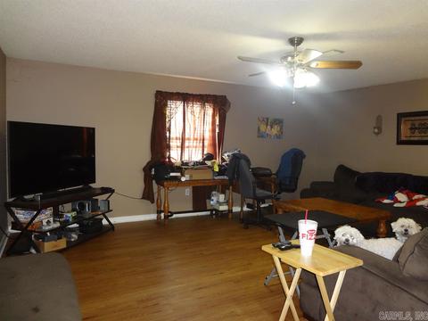 1628 E North, Benton, AR 72015 photo 2