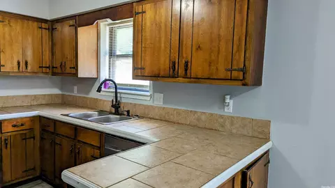 40 Sara Cir, Ash Flat, AR 72513 photo 4