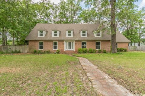9 Jefferson Pl, Pine Bluff, AR 71603 photo 3