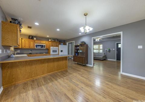 3713 Hobbs Dr, Benton, AR 72015 photo 10