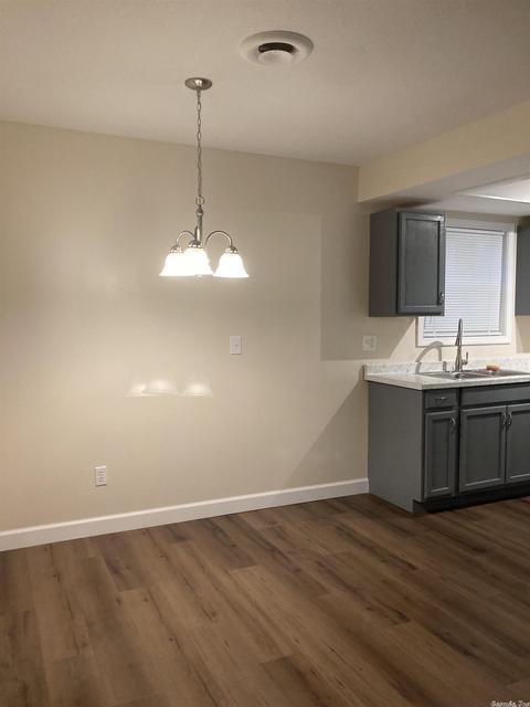 512 E Donaldson St, Rector, AR 72461 photo 5