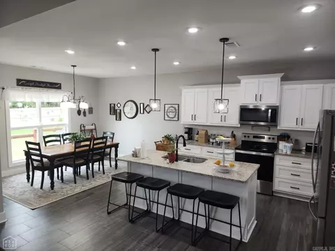 105 Brayden, Brookland, AR 72417 photo 4