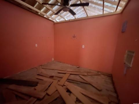 685 Willamette Rd, Malvern, AR 72104 photo 2