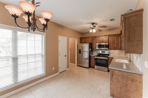 341 Madison Village Dr, Benton, AR 72015 photo 9