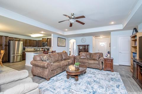 1100 Alpine Ct, Bryant, AR 72022 photo 4