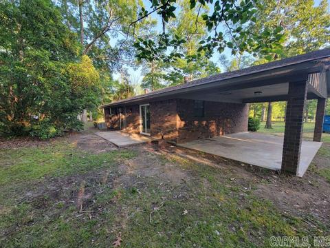 9511 Mckevin Rd, Pine Bluff, AR 71603 photo 2