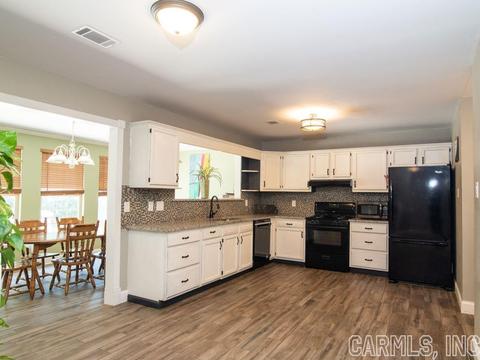 1704 Dove Dr, Benton, AR 72015 photo 11