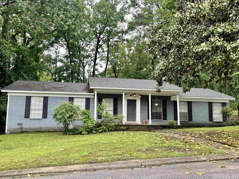 2105 Cedarhurst Dr, Benton, AR 72015 photo 1