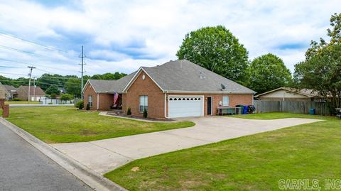 370 Castlegate Dr, Conway, AR 72034 photo 2