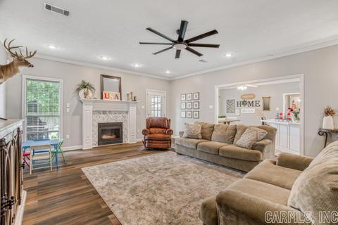 370 Castlegate Dr, Conway, AR 72034 photo 7