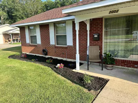 2002 E 10th Ave, Pine Bluff, AR 71601 photo 2