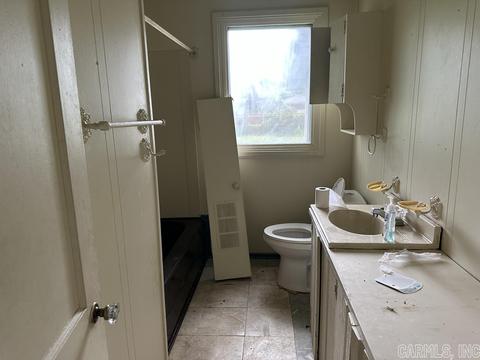 1606 W 34 St, Pine Bluff, AR 71603 photo 5