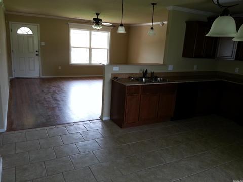 104 Sunflower Ln, Beebe, AR 72012 photo 3