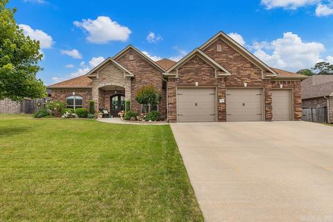 2144 Avondale Dr, Benton, AR 72019 photo 1