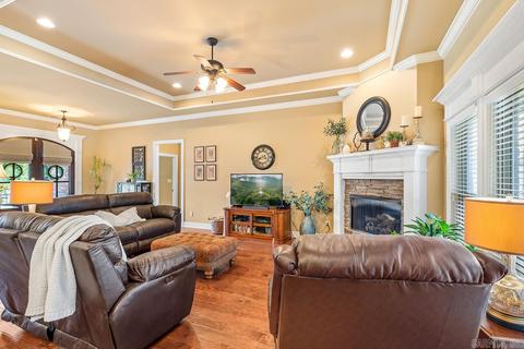 2144 Avondale Dr, Benton, AR 72019 photo 9