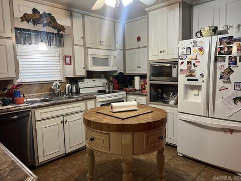 2611 W 40th, Pine Bluff, AR 71603 photo 5