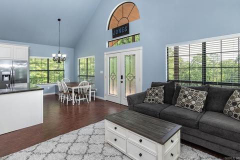 46 Skinner Hl, Conway, AR 72032 photo 8