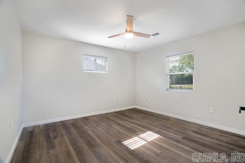 526 Spruce St, Conway, AR 72032 photo 15