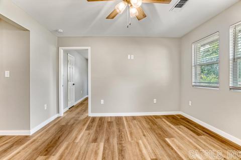 526 Spruce St, Conway, AR 72032 photo 27