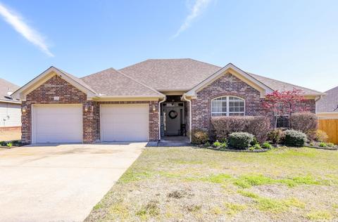 2906 Millbrook Dr, Benton, AR 72015 photo 1