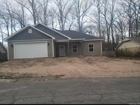 10 Constitution Dr, White Hall, AR 71602 photo 1