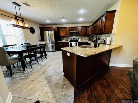 74 Eaglebrook Dr, Conway, AR 72032 photo 8