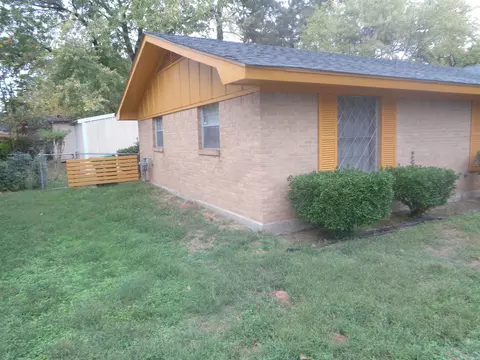 1002 Belmont Dr, Pine Bluff, AR 71601 photo 5