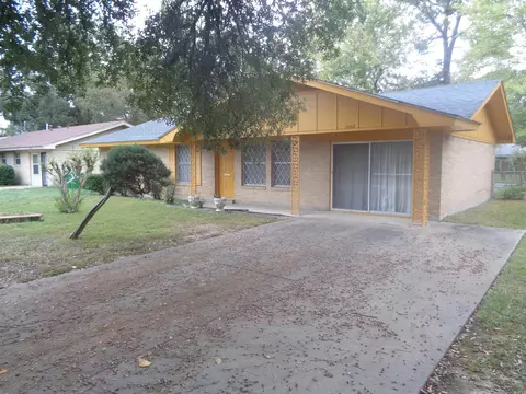 1002 Belmont Dr, Pine Bluff, AR 71601 photo 2