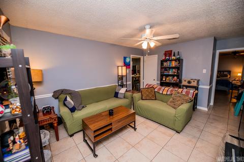 525 Fifth Ave, Conway, AR 72032 photo 4