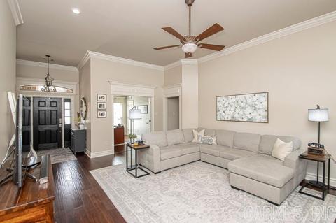 1130 Raymond, Conway, AR 72034 photo 3