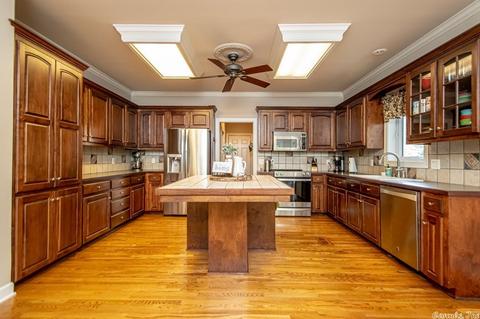 1006 Miller Loop, Benton, AR 72019 photo 10