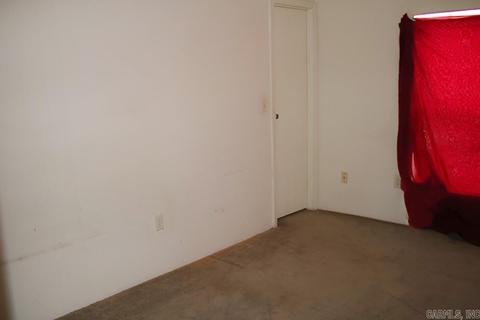 2107 S Kentucky St, Pine Bluff, AR 71601 photo 14