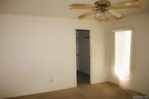 2107 S Kentucky St, Pine Bluff, AR 71601 photo 11