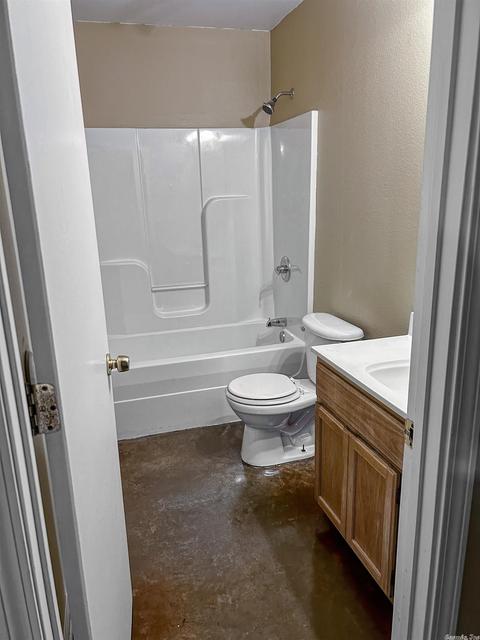 419 W First St, Malvern, AR 72104 photo 6
