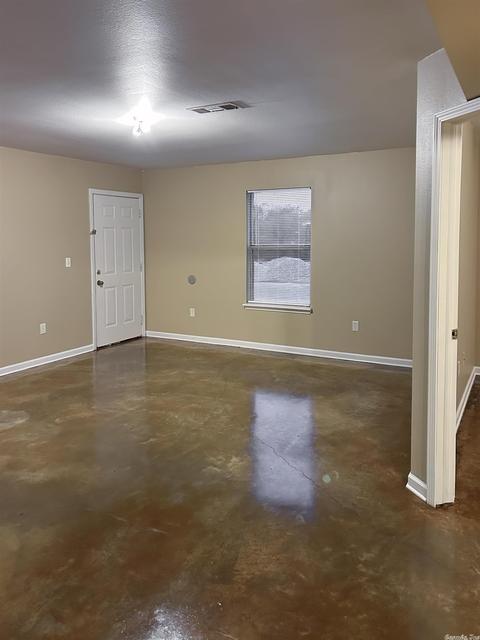 419 W First St, Malvern, AR 72104 photo 5