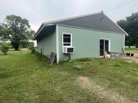 210 Erwin St, Success, AR 72470 photo 2