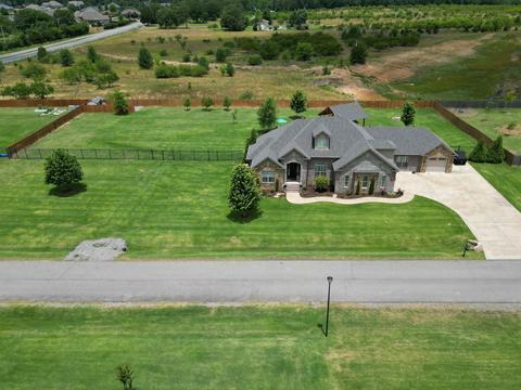 2360 Springcrest St, Conway, AR 72034 photo 3